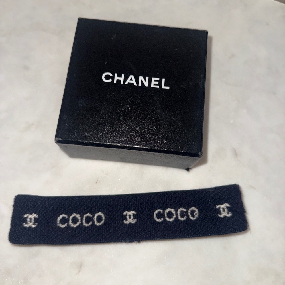 Vintage Chanel head sweatband